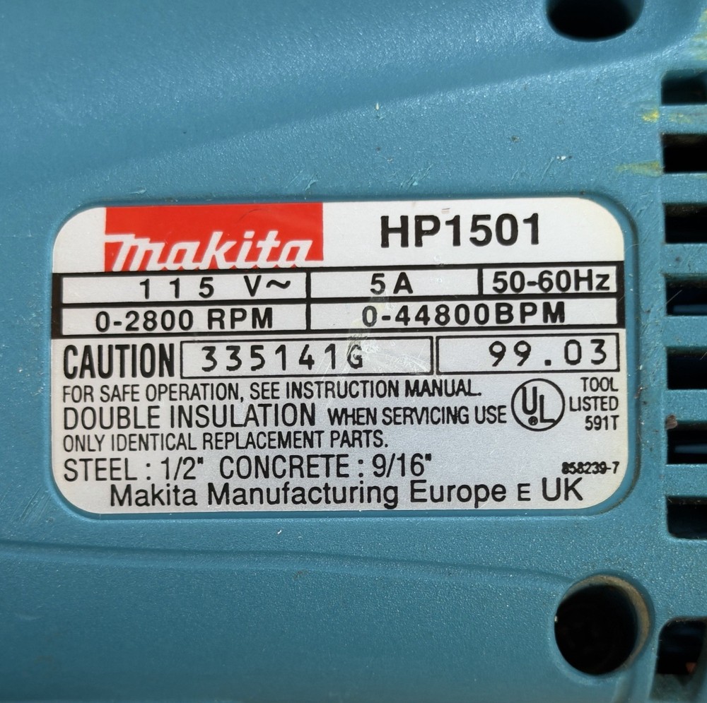 Makita HP1501 1/2” Corded Hammer Drill 5A w/ Case, Handle & Bits – Tested