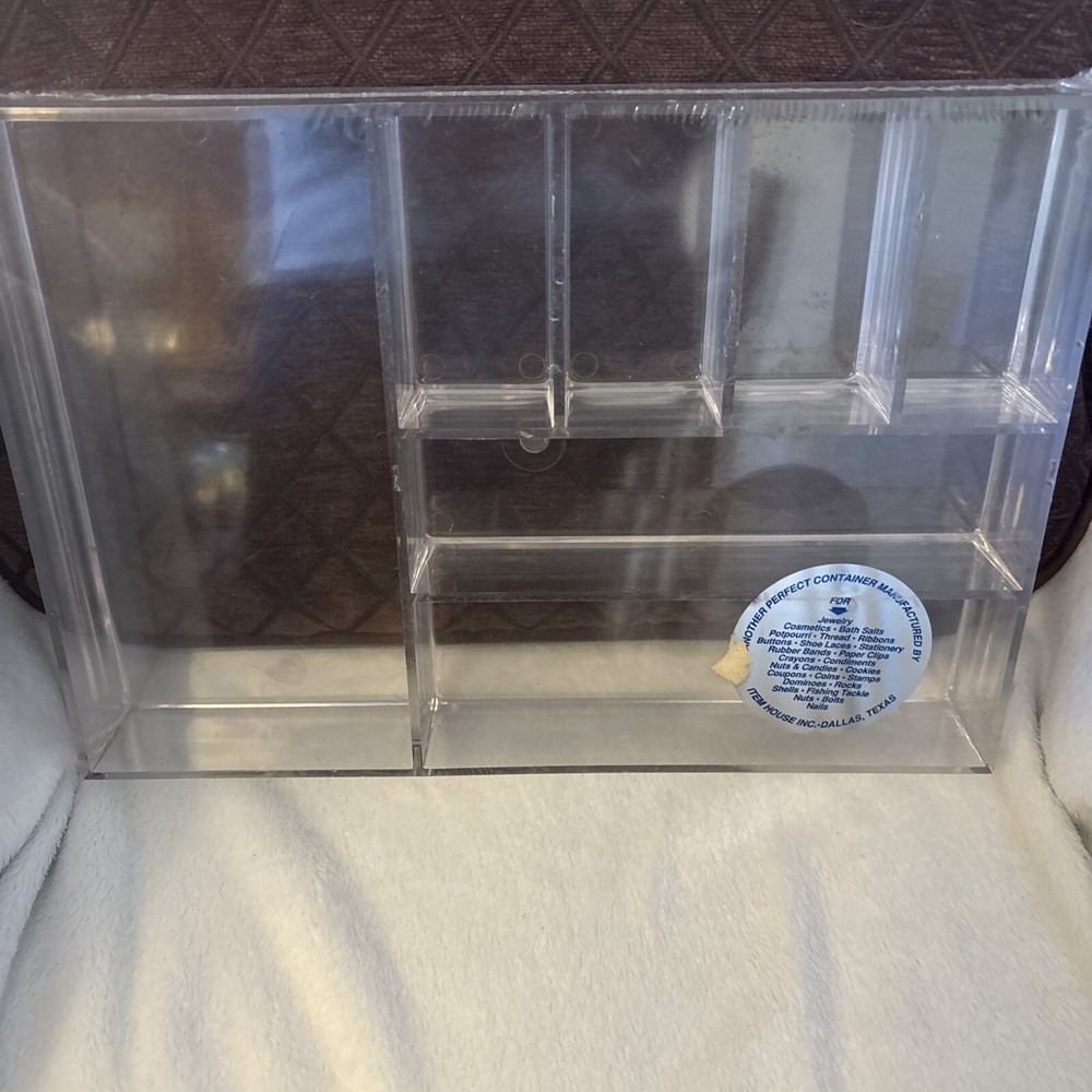 Clear Plastic Divided Organizing Desk Or Makeup Tray