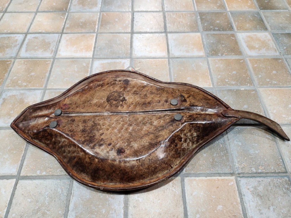 Solid Copper Leaf Tray w/ Handle Patina Some Vertigree