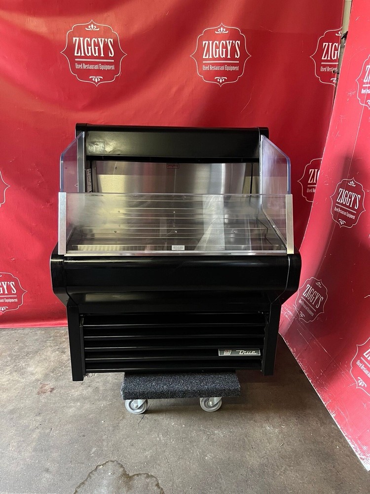 36” True THAC-36 open grab and go display cooler