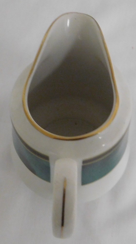 RETRONEU TEA CREAMER IN JADE GARLAND #3020 PATTERN EUC