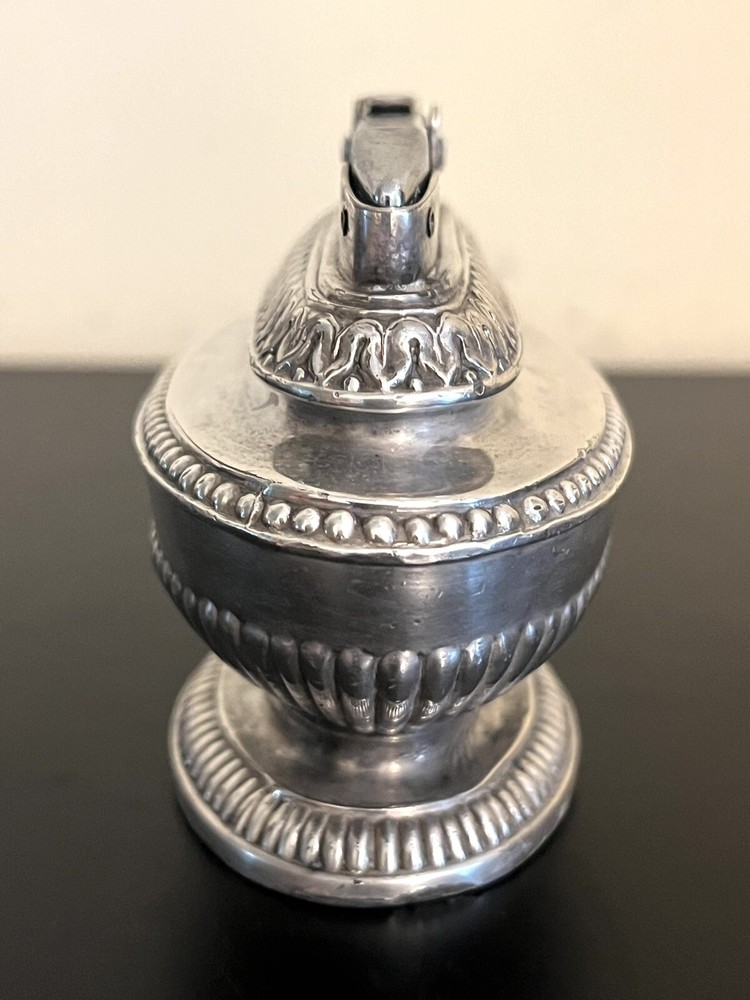 VTG Ronson “Queen Anne” Silver Plate Table Top Lighter
