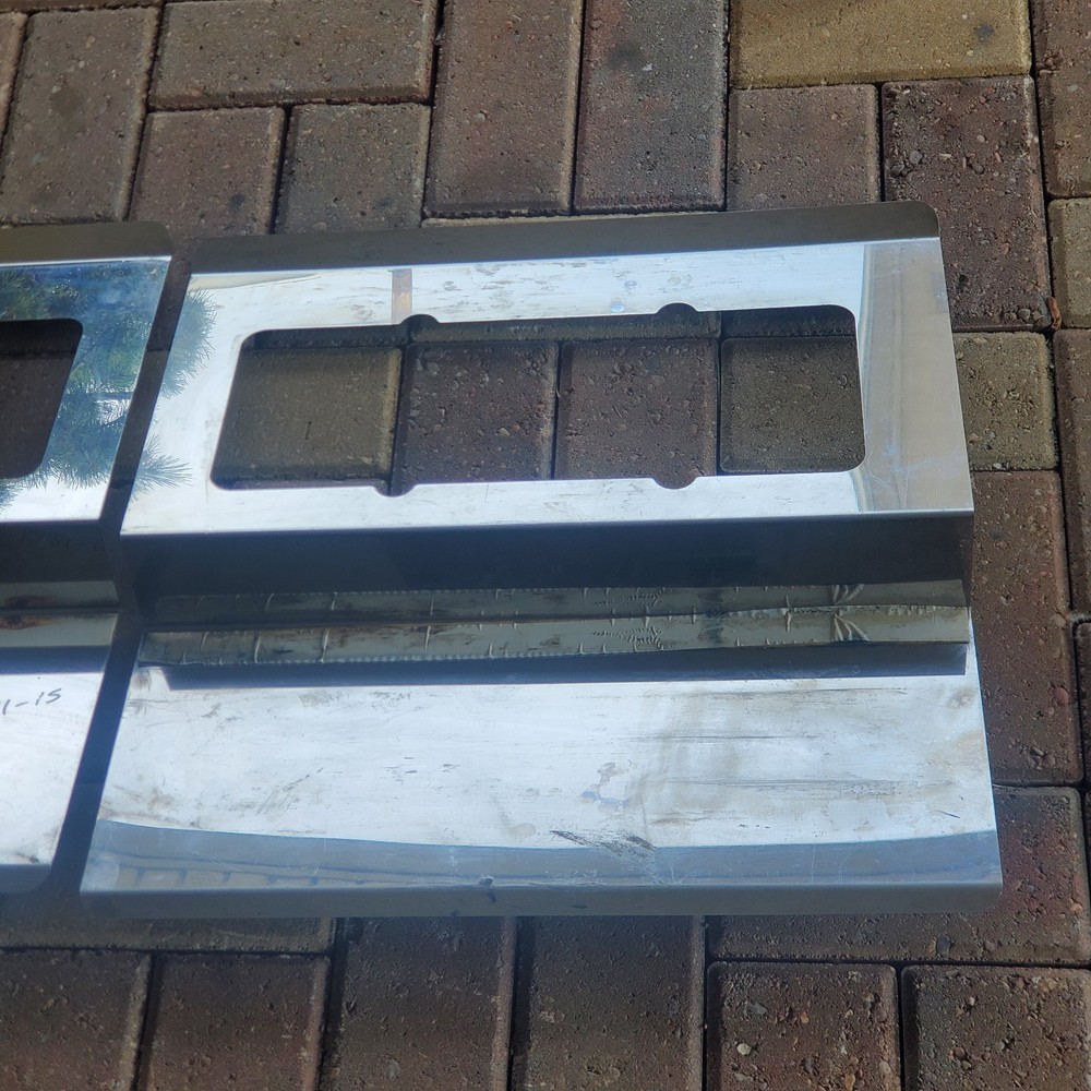 Western Star Chrome Headlight Bezels