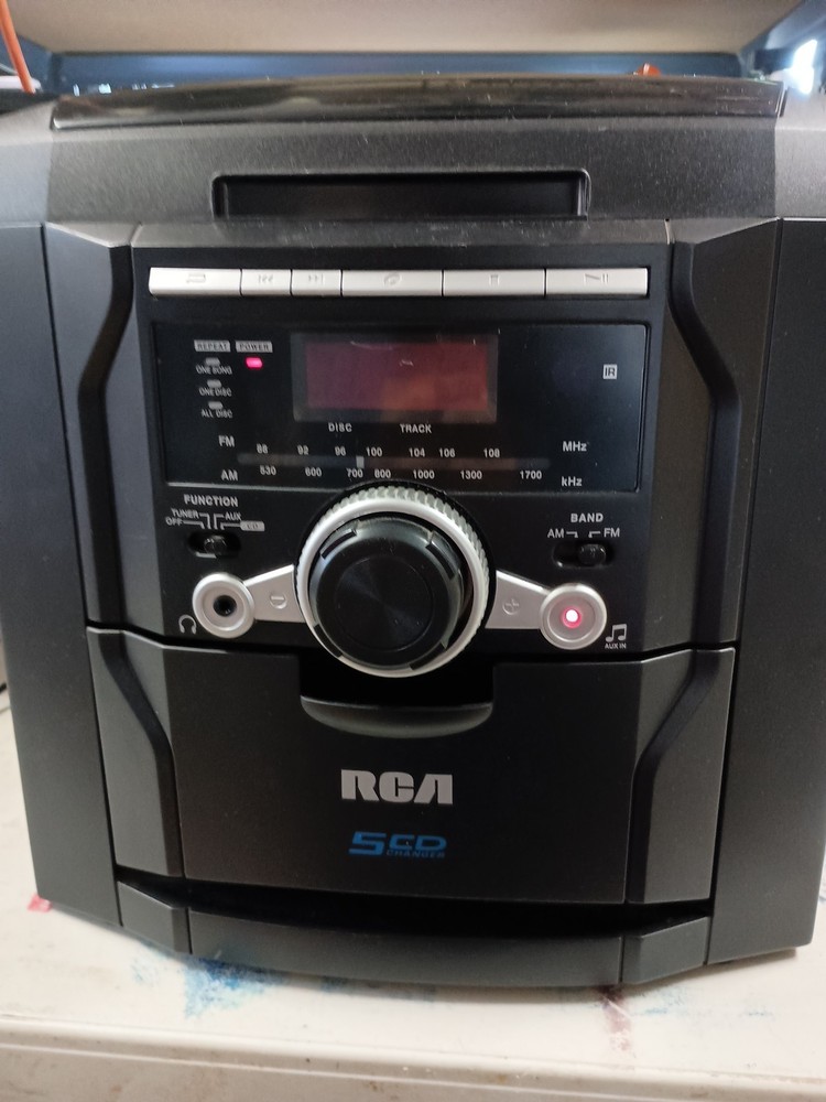 RCA 5-Disc CD Changer Home Stereo System Radio *READ DESCRIPTION*