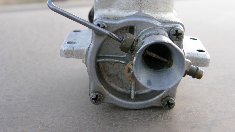 McCoy .60 Red Head Spark Ignition Gas/Nitro Engine McCoy Invader Tether Car Nice
