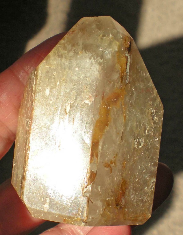 Lithium Quartz Polished Crystal xt275