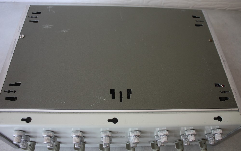 HP 8821A MEDIUM GAIN AMPLIFIER