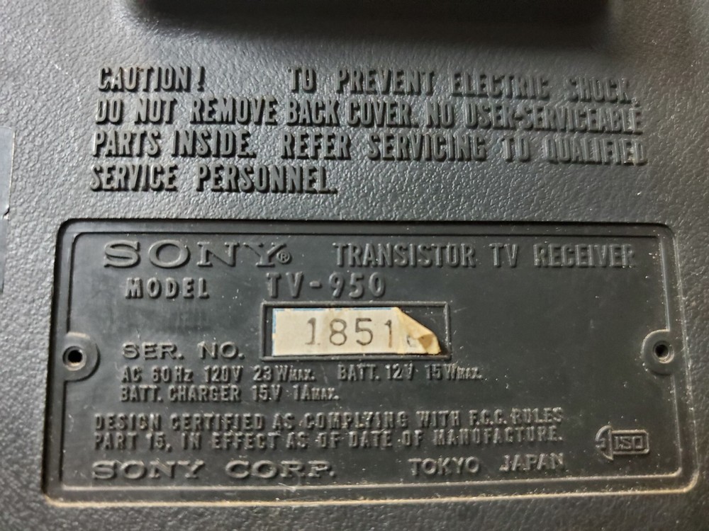 Vintage Sony Solid State Portable TV Model TV-950 (Powers On)