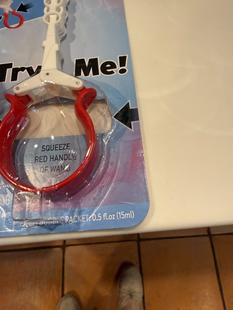New BY EXCITE Mini Extreme Bubble Blaster W/Bubble Solution CONCENTRATE 3 PKS.
