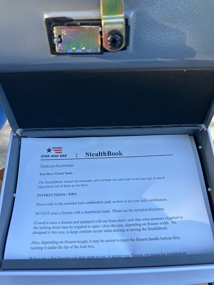 Star and Bar Gun Safe