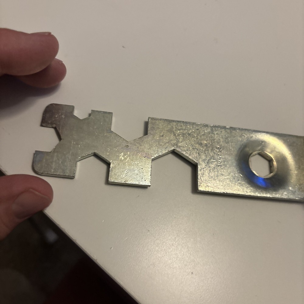 Binks MFG Co. DeVilbiss TEKNA BGSA-29 Paint Spray Gun Multi-Wrench Tool