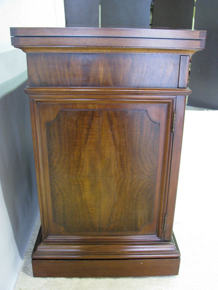 Karges Louis XVI Style Server With Dramatic Patterned Walnut Veneers & Flip Top