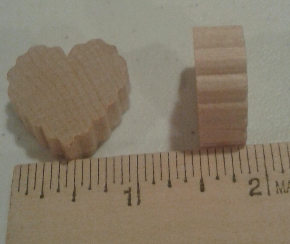 Hearts, ruffled, (20) 1 " x 3/8"