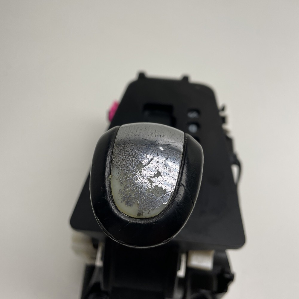 2011 Chrysler 200 Limited Shifter/Shift Gear Selector OEM