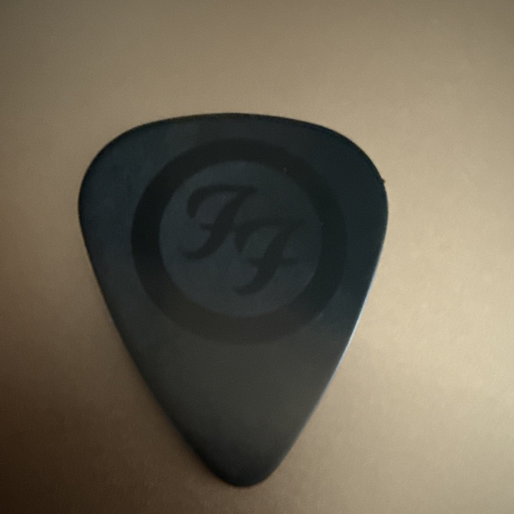 Foo Fighters “Dave Grohl” 2007 Tour Guitar Pick
