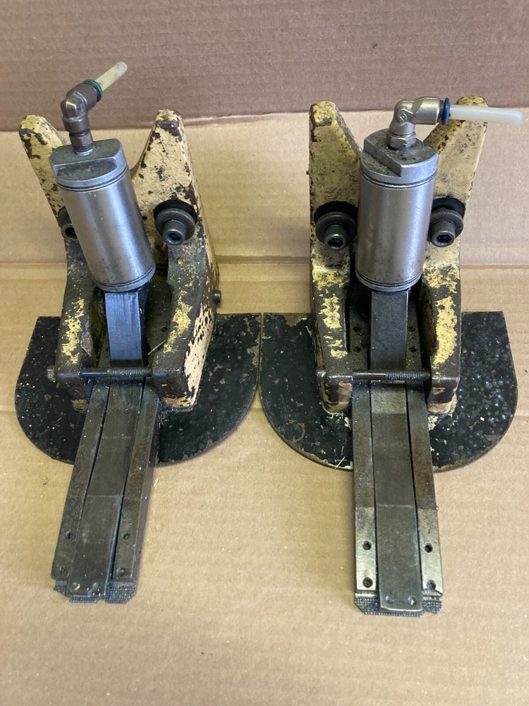 Strippit Cap 1000 Workclamps