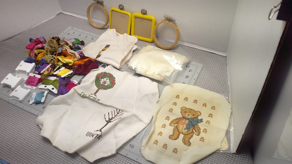Cross Stitch Multi-Item Lot Rings Frames Thread Small Approx. 3"