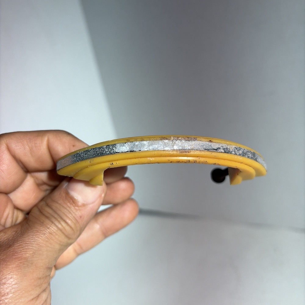 Vintage Art Deco Single Yellow Bakelite Drawer Pull Handle