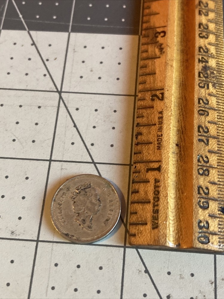Vintage 1995 Canada 5 Cents Coin