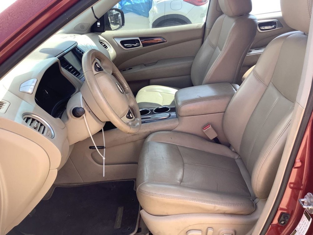 PATHFINDR 2014 Glove Box 4592585