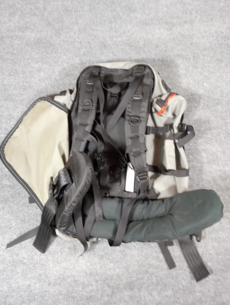 Camp Trails Vintage Internal Frame Extra Large Hiking/Camping Backpack Gray