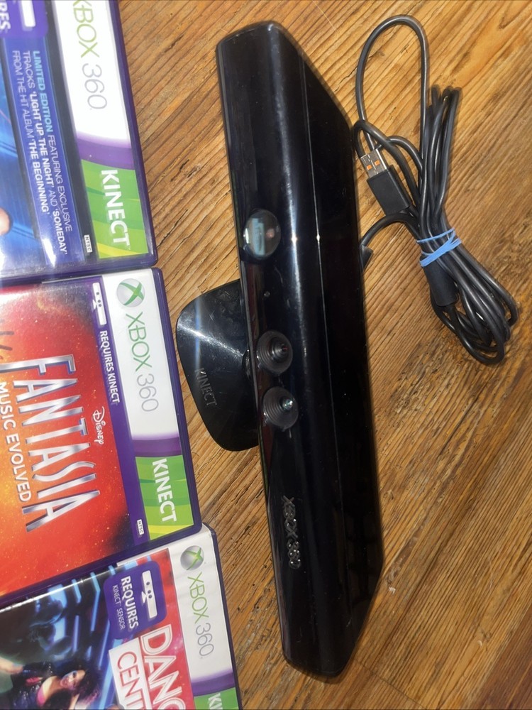Xbox 360 Kinect Camera With Games - Kinect Games Bundle