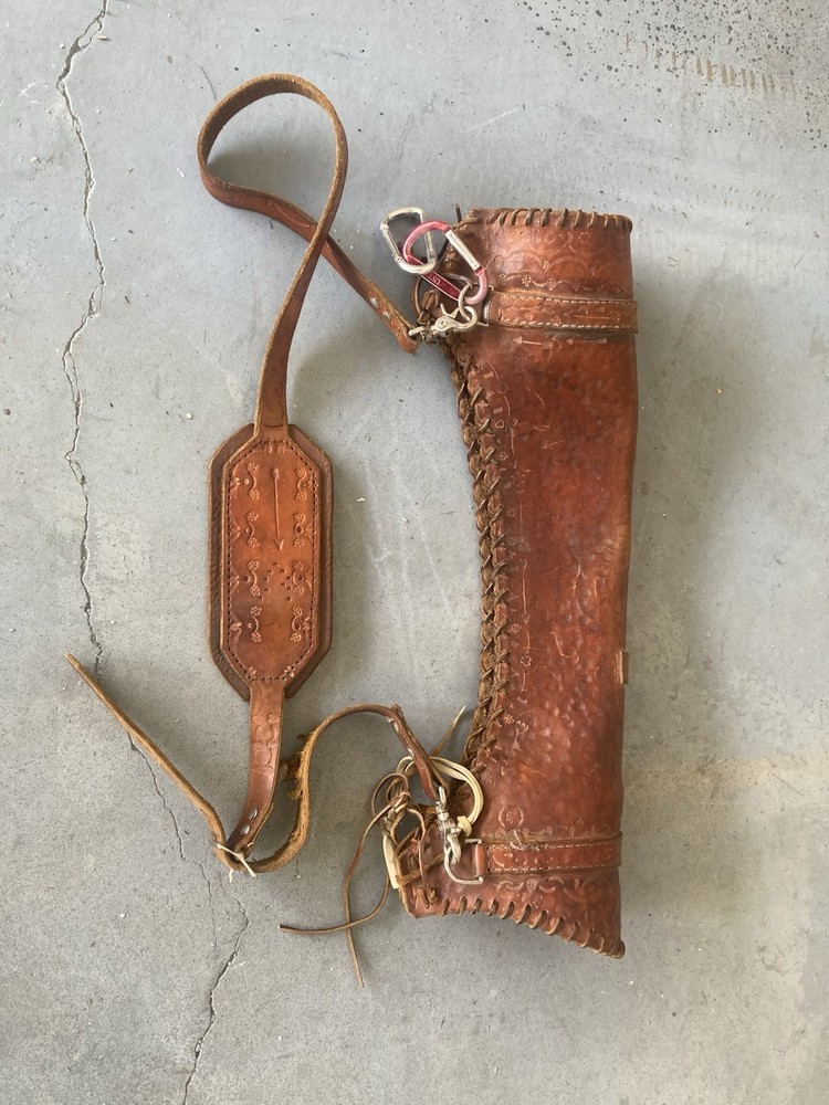 leather archery quiver