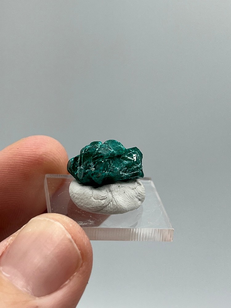 Dioptase E