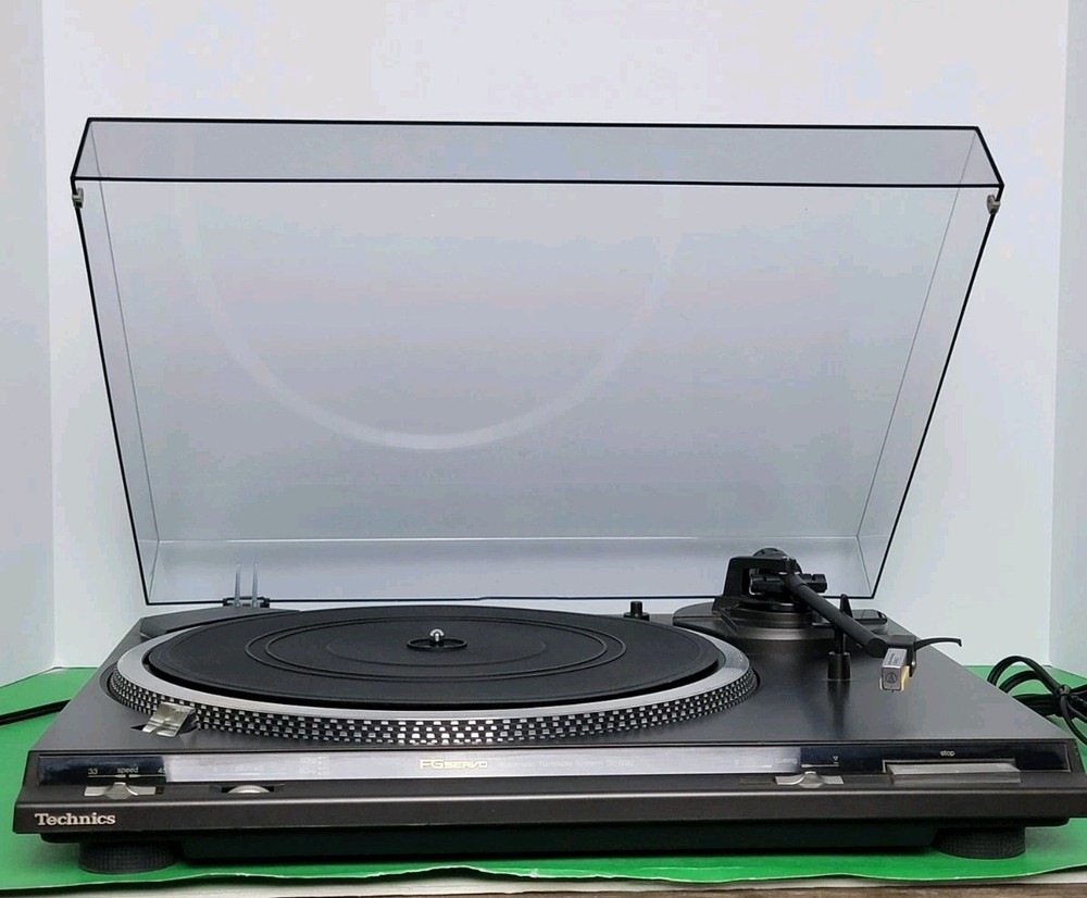 Technics SL-B92 Frequency Generator Servo Automatic Turntable - New Belt & Clean
