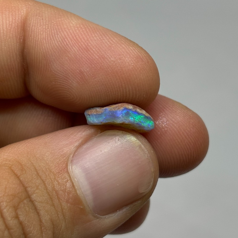 Flashy Rough Australian Coober Pedy Opal Stone Parcel