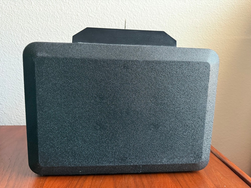 SENTRY SAFE 1100 FIREPROOF 14" X 10" SECURITY BOX WITH 1 KEY BLACK