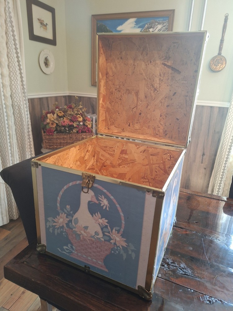 Vintage Blanket Chest