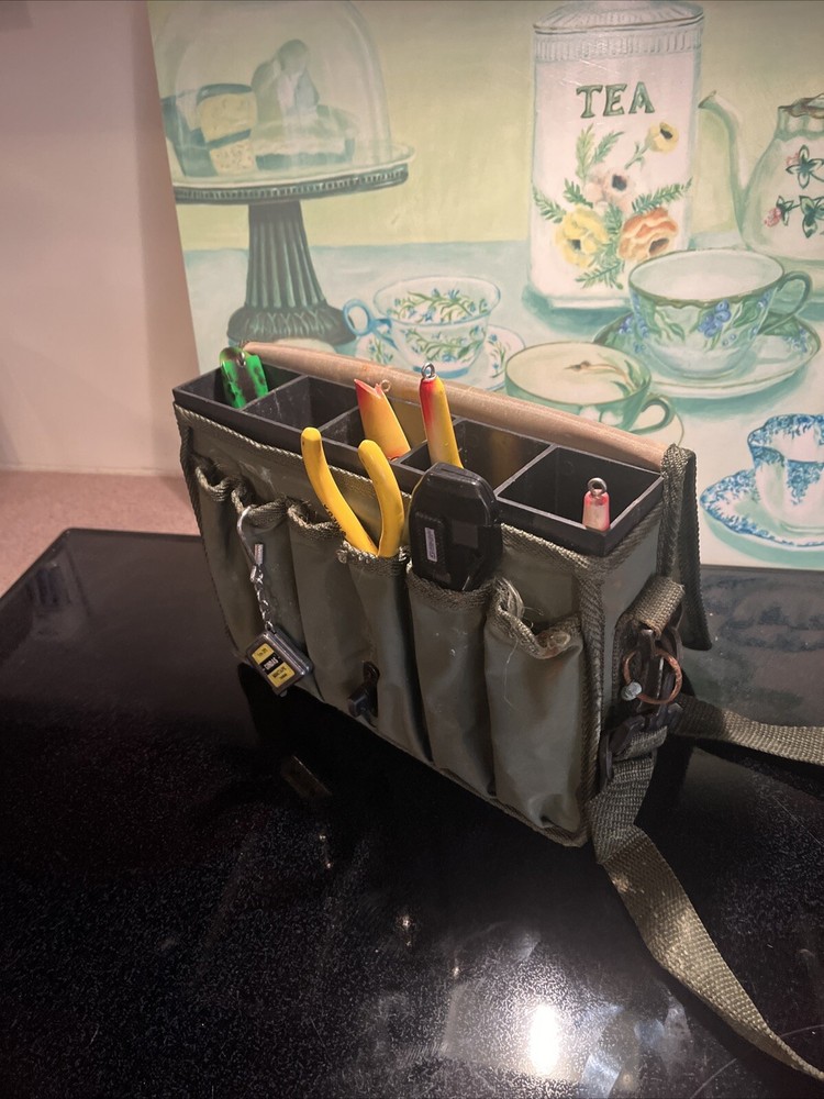 FISHING BELT LURE CASE (CASE ONLY)