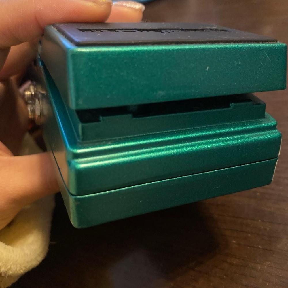 DigiTech BASS SYNTH WAH bass effector