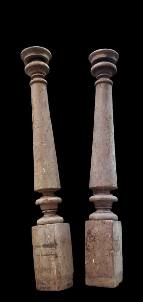 Pair Of Newel Posts *GAM0205
