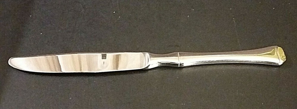 Oneida Verona Stainless Dinner Knife 9 1/2"