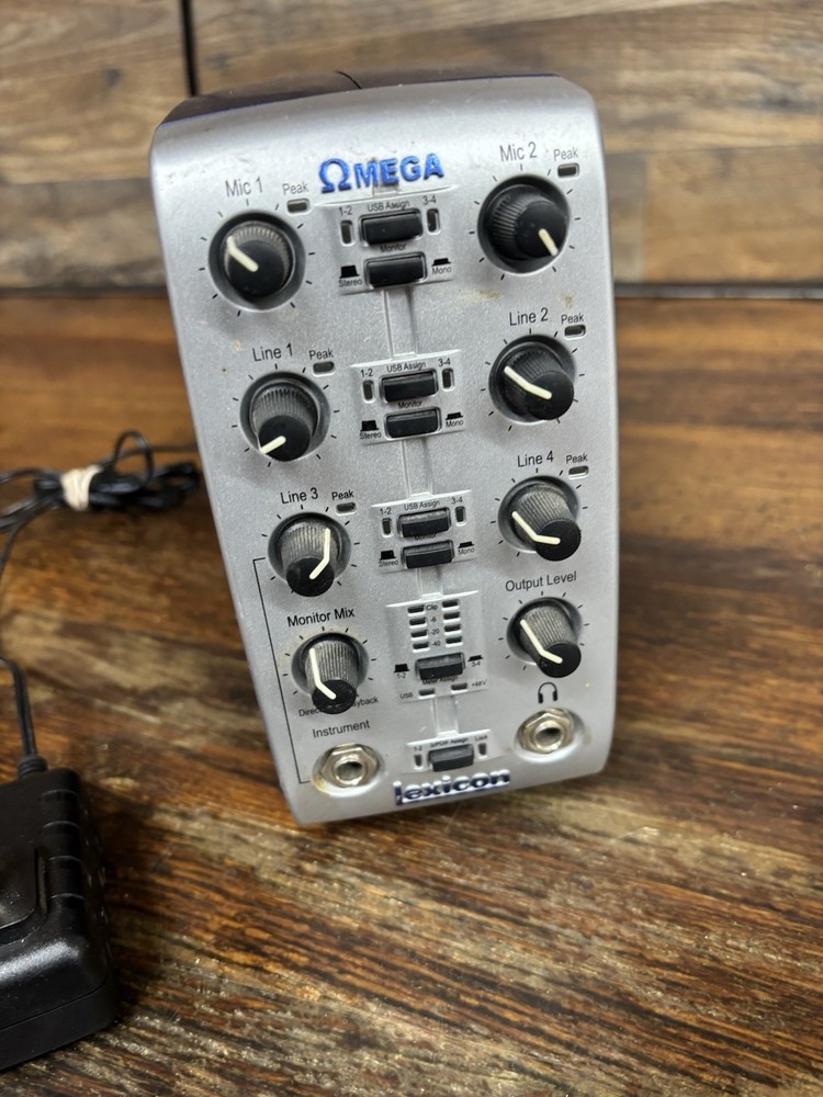 Lexicon Omega Desktop Recording Studio USB Audio Interface w/AC Adapter