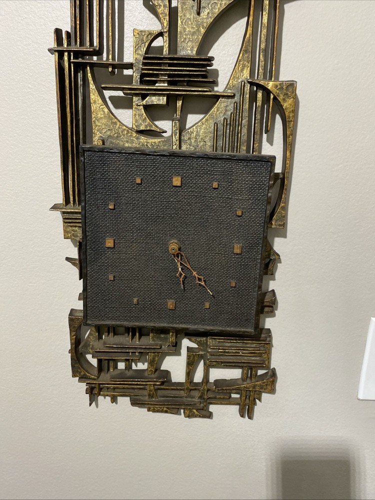 Burwood Clock