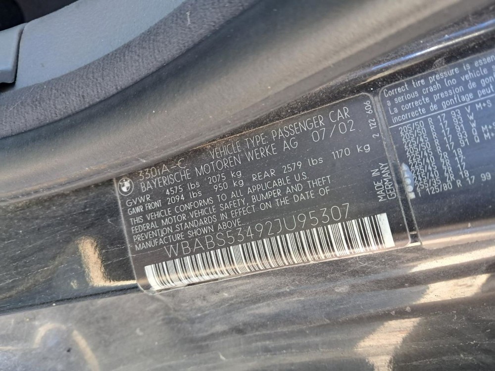 330CI 2002 Glove Box 4821705