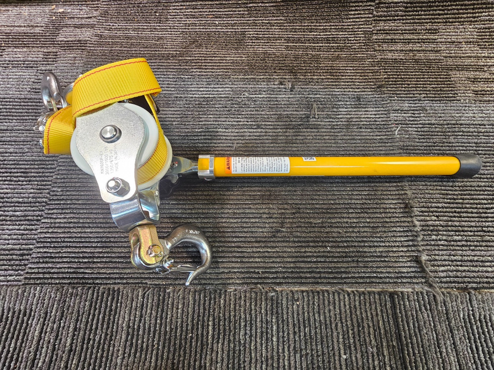 Klein Tools KN1600PEX Web-Strap Lifting Hoist Deluxe with Removable Handle