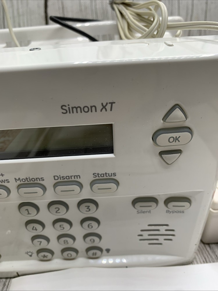 GE Simon XT Security System Panel And Accessories