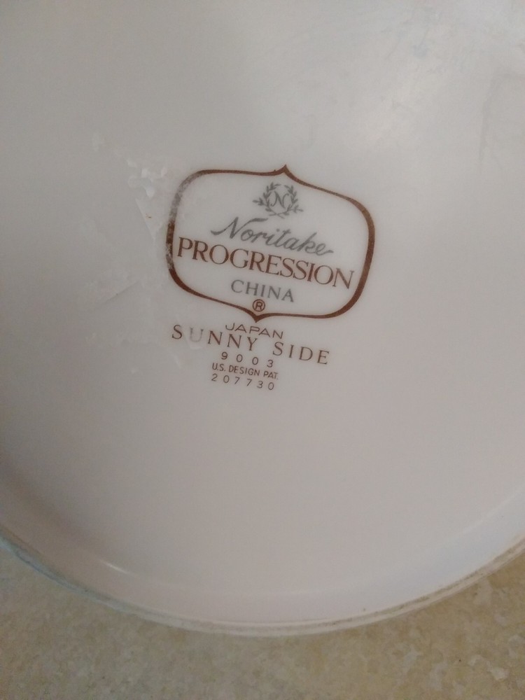 Noritake Progressions Sunny Side 9003 Teapot & Sugar Bowl