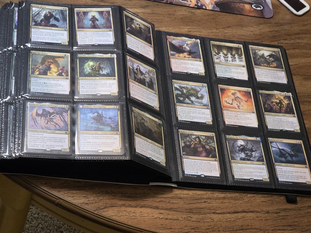 4x Playset - Midnight Hunt Set w/Binder - Unplayed - Unique