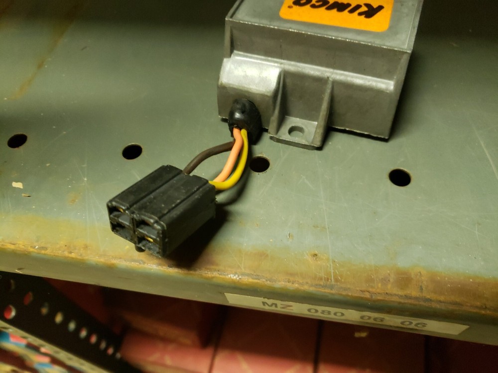 NORS KIMCO 11-0729 VOLTAGE REGULATOR