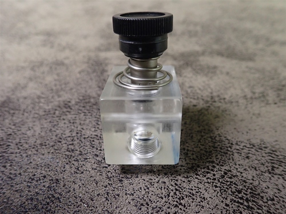 NEW AAVMB32 3 Way Pneumatic Air Switch (BN431)