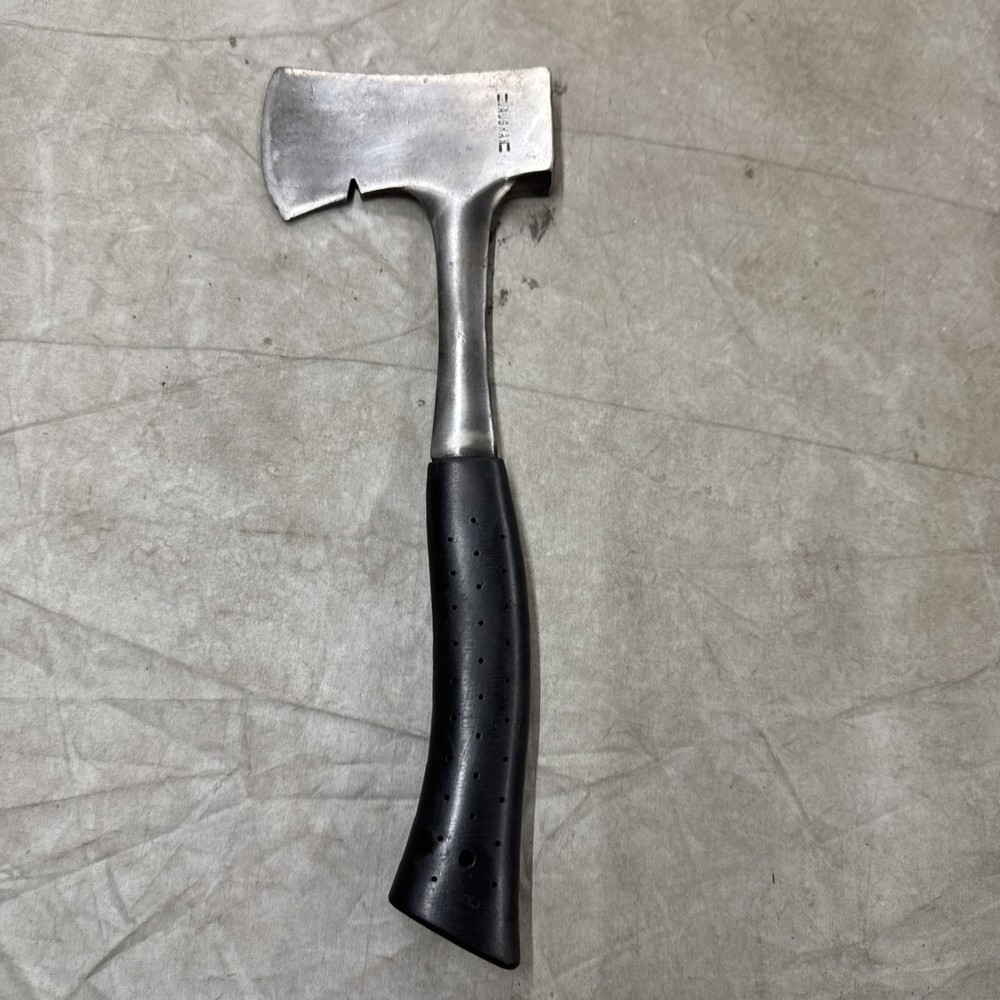 Vintage Vaughn Camp Hatchet with Nail Puller