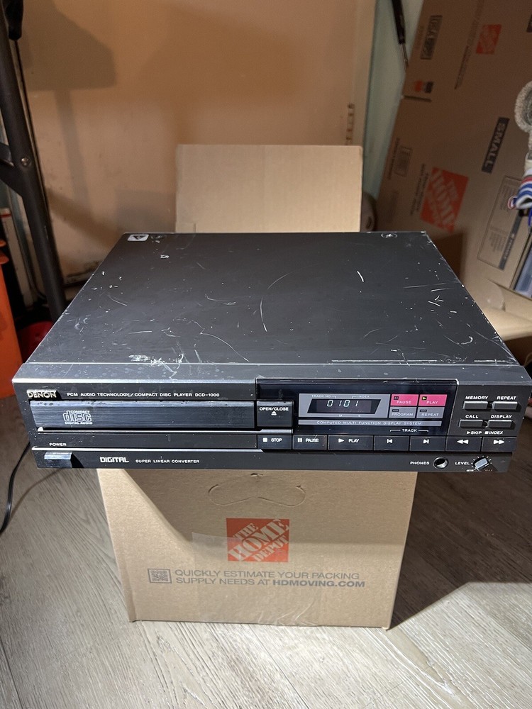 Early Denon DCD1000 Compact Disc Player.