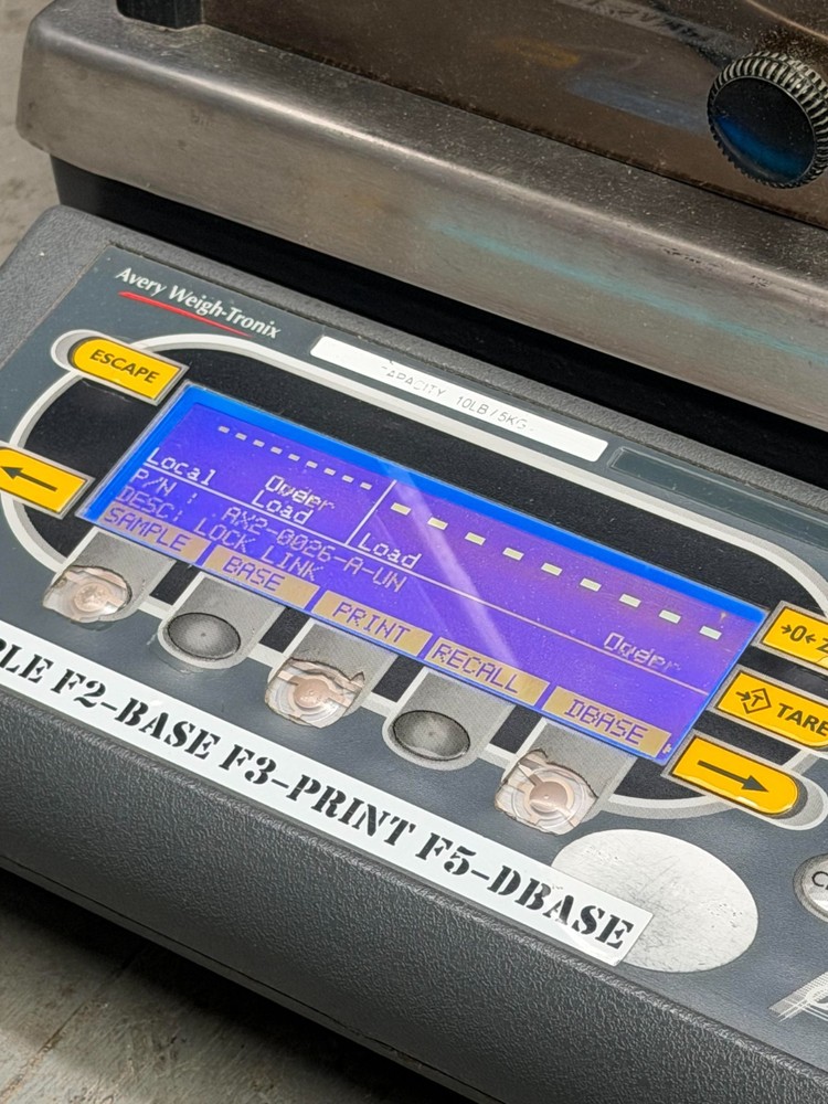 AVERY WEIGH-TRONIX PC-820 DIGITAL BENCH Max SCALE 100LBS