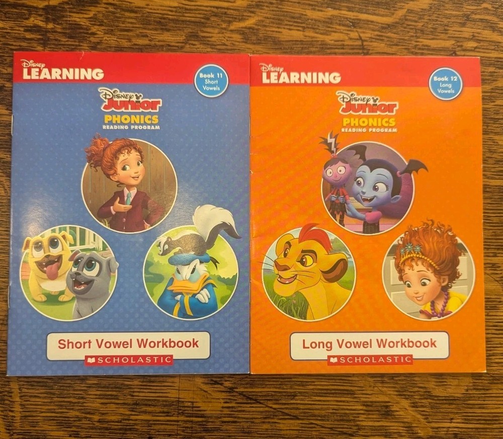 Disney Junior Phonics Reading Program Set 10 Books & 2 Workbooks