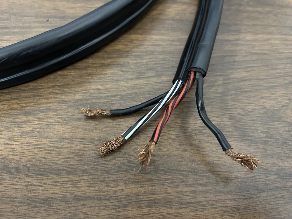 Linn K400 speaker cable - 6 Feet ( PAIR )